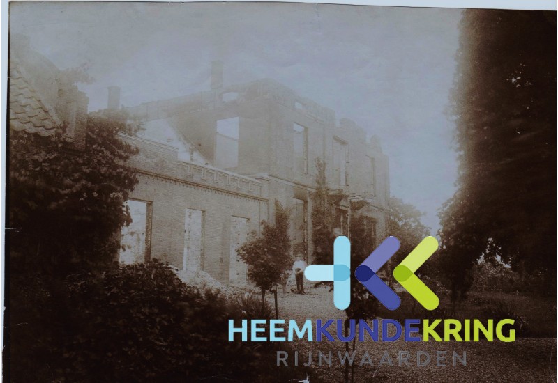 br152 Het afgebrande huis van Bruns in Ammerzoden